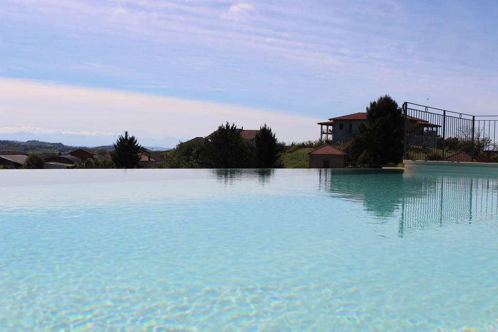 Alta Villa The Countryhouse Adults Only Boutique Bnb Vigliano d'Asti Zewnętrze zdjęcie