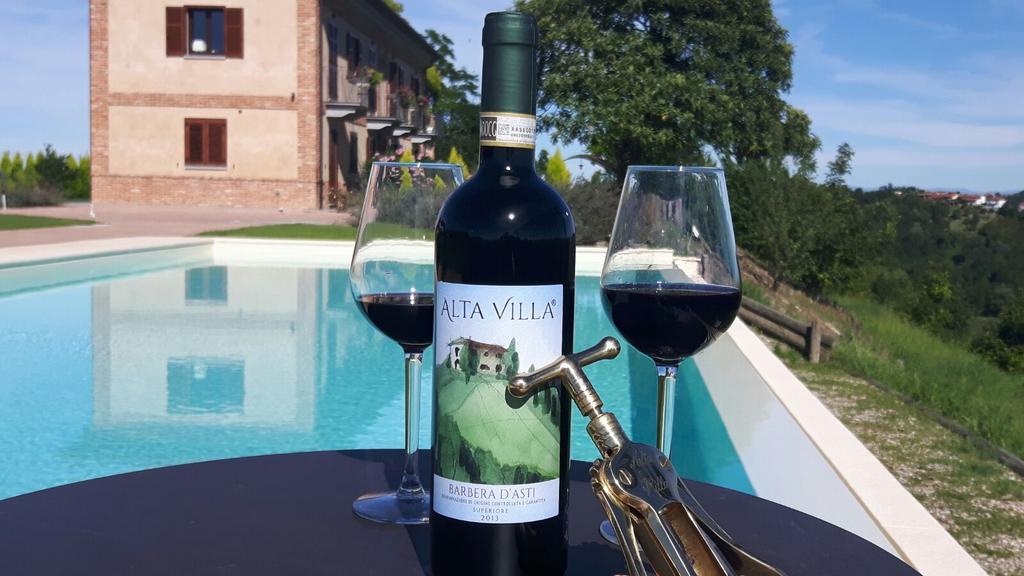 Alta Villa The Countryhouse Adults Only Boutique Bnb Vigliano d'Asti Zewnętrze zdjęcie